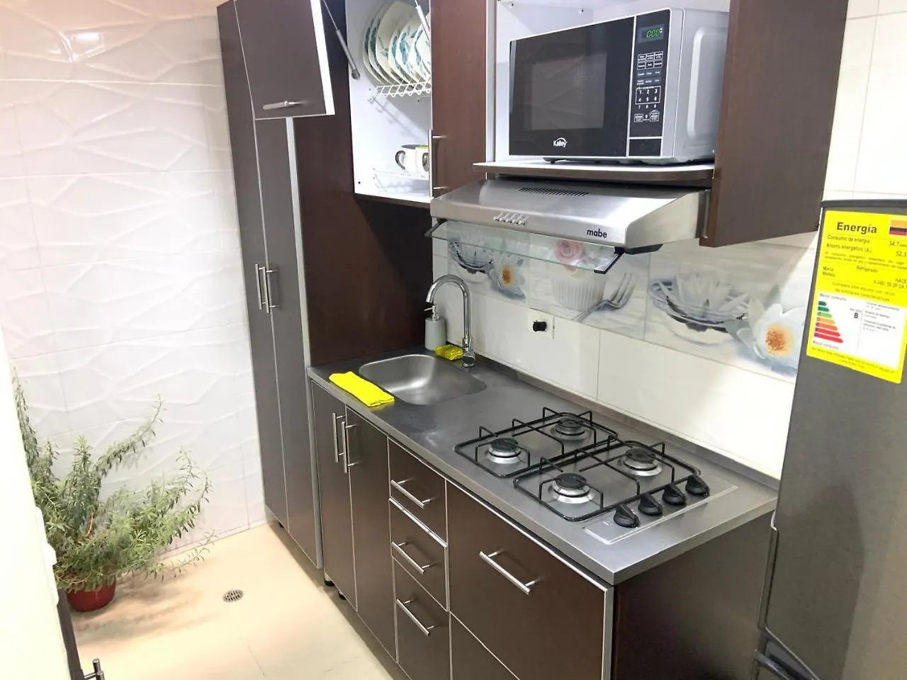 Hotel Amatista-Cerca Al Aeropuerto Bogotá 0*,  Colômbia