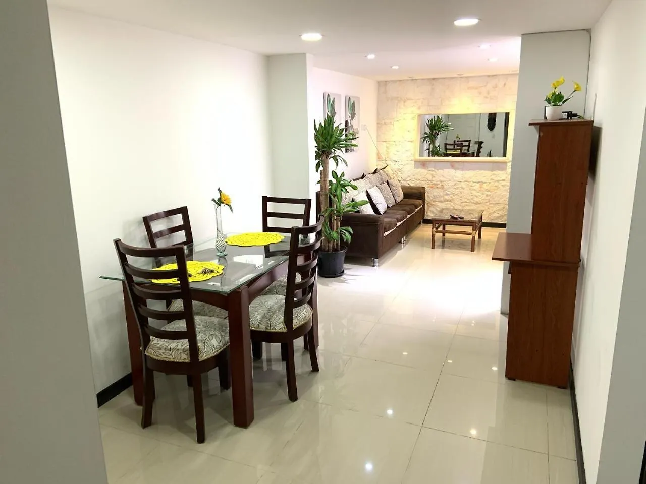 Apartamento Hotel Amatista-Cerca Al Aeropuerto Bogotá